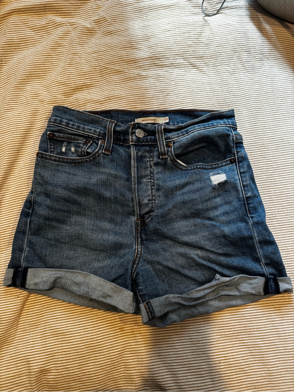 Levi's Wedgie Shorts